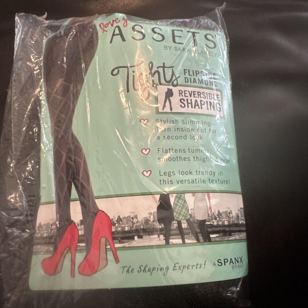 Love Your Assets Sara Blakely Flipside Diamond Shaping Tights Black 1105 Size 5